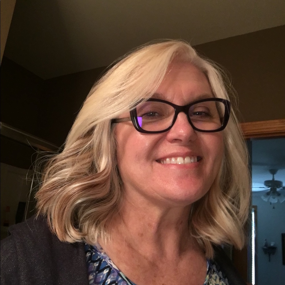 Meet your Posher, Debra